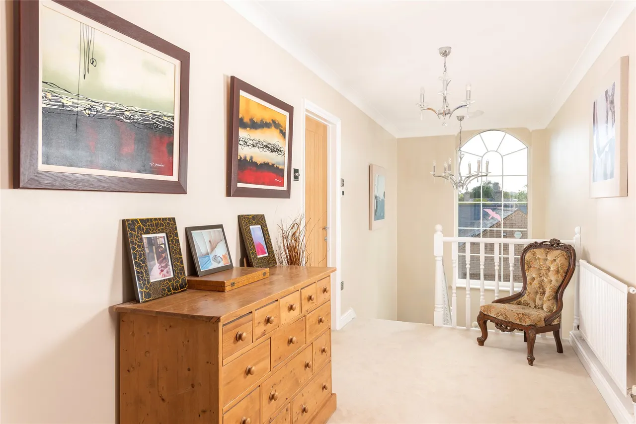 Kneesworth Street, Royston, SG8, photo 25
