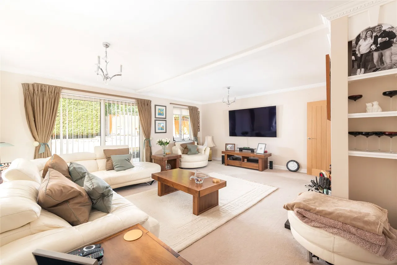 Kneesworth Street, Royston, SG8, photo 9