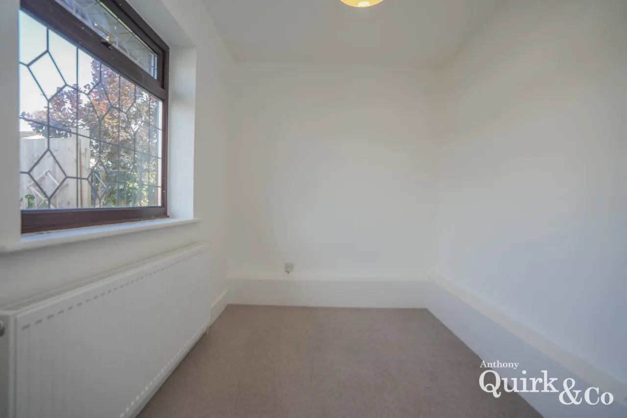 Gainsborough Avenue, Canvey Island, SS8, photo 12