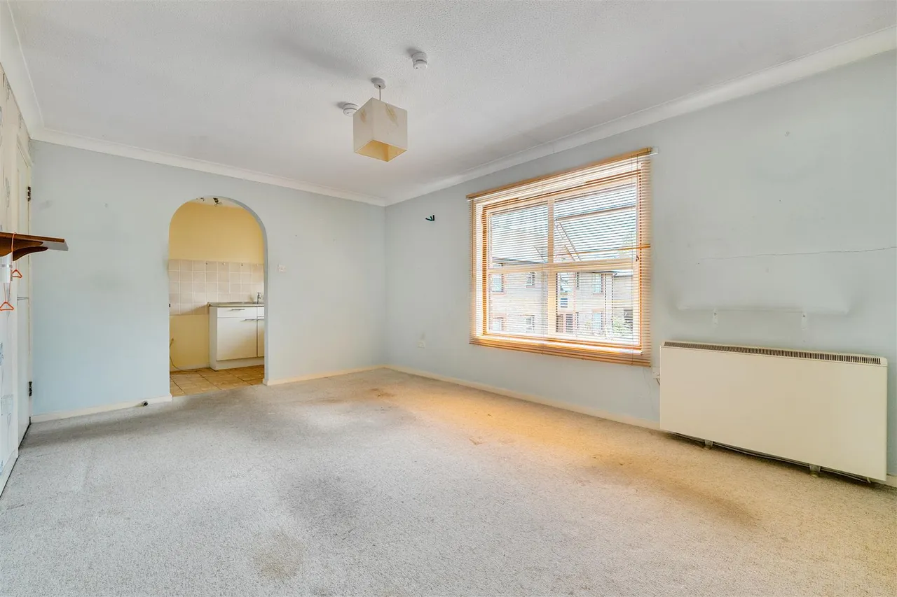 Gordon Palmer Court, Reading, RG30, photo 2