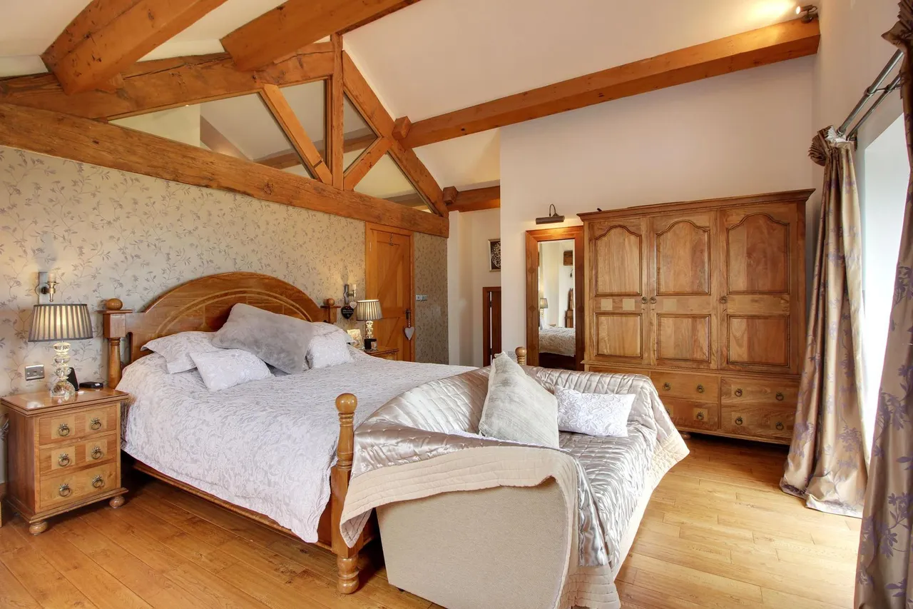 Parkin Lane, Todmorden, OL14, photo 26