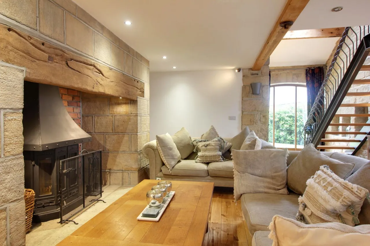 Parkin Lane, Todmorden, OL14, photo 11