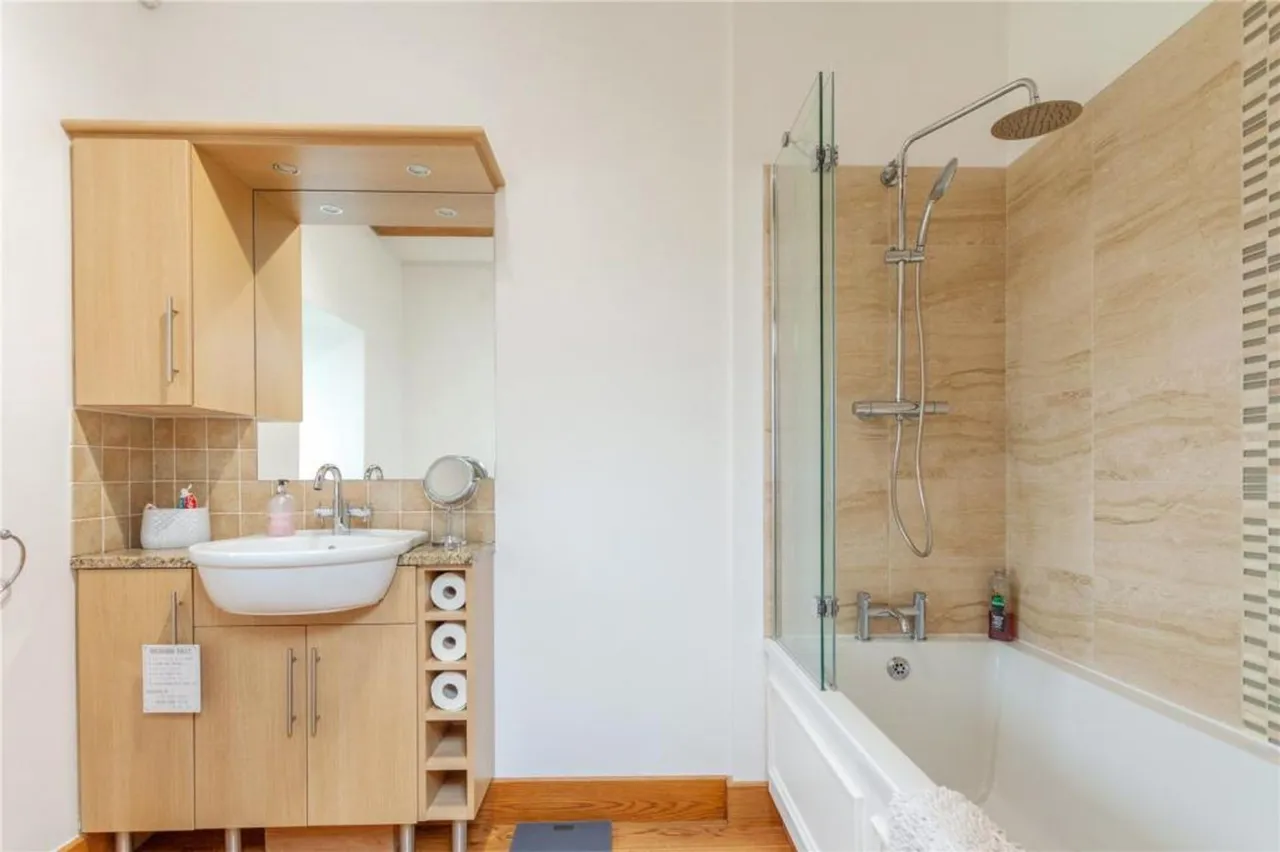 Parkin Lane, Todmorden, OL14, photo 30