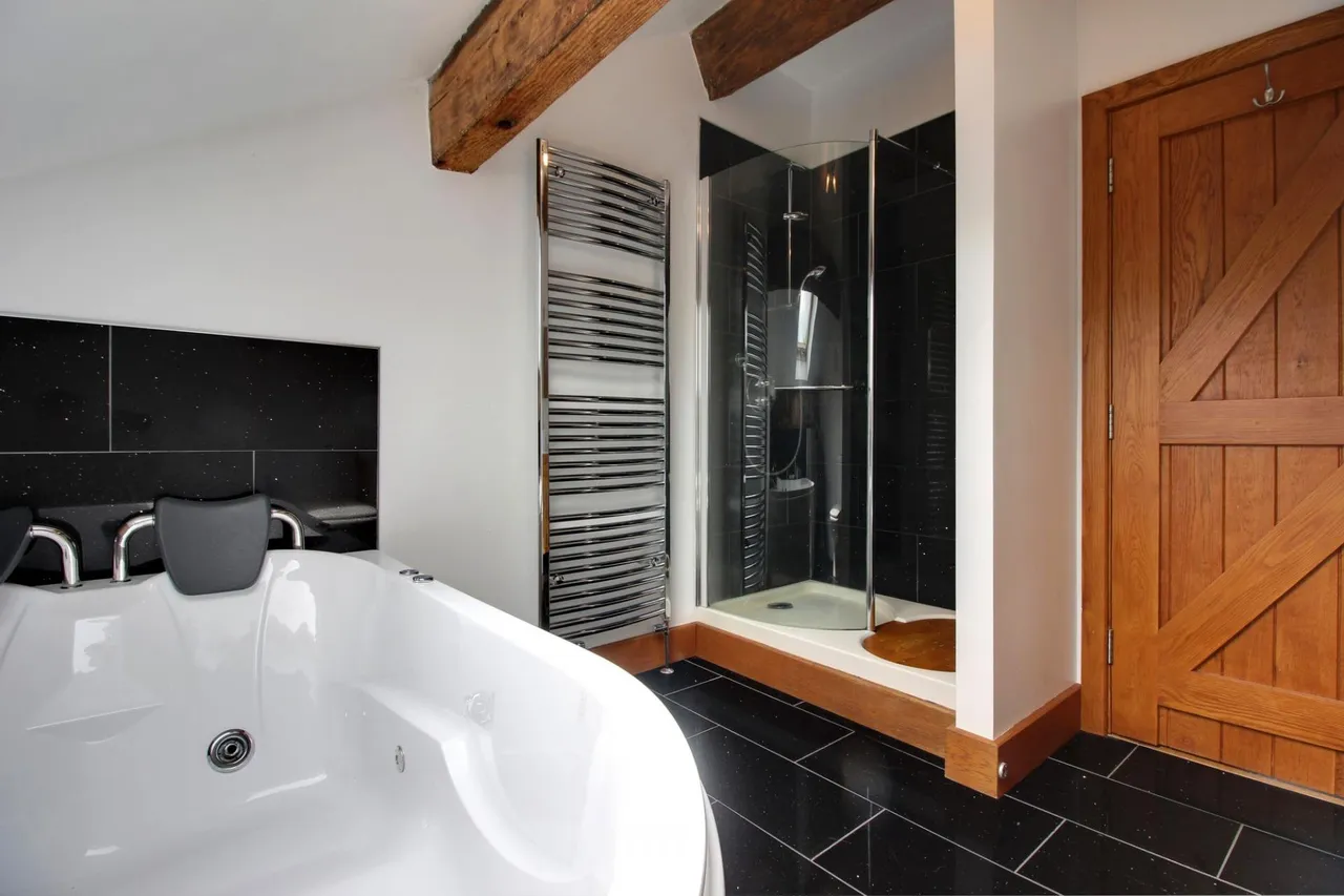 Parkin Lane, Todmorden, OL14, photo 34