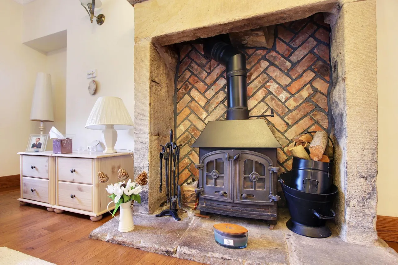 Parkin Lane, Todmorden, OL14, photo 16