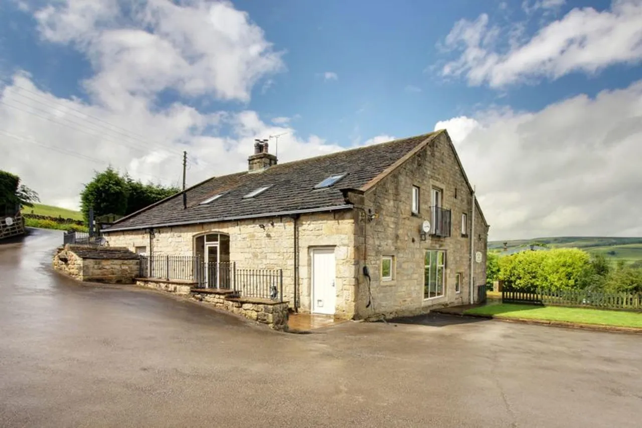 Parkin Lane, Todmorden, OL14, photo 43