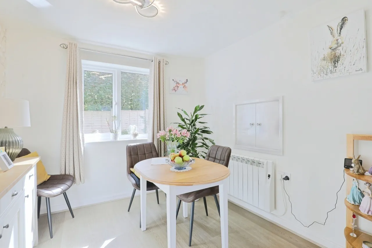 Kingsdale Court, Broadway, WR12, photo 6