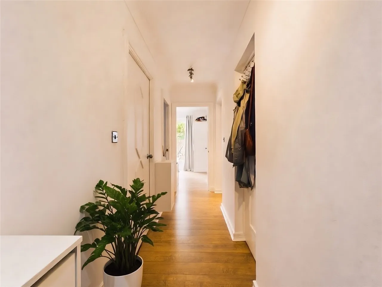 Homer Drive, London, E14, photo 15