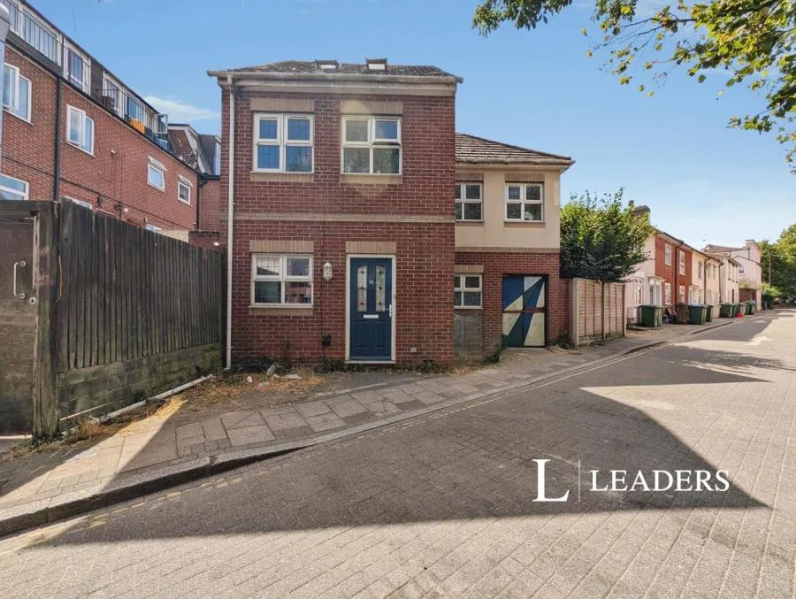 4 bed house for sale, Lyon Street, Southampton, SO14