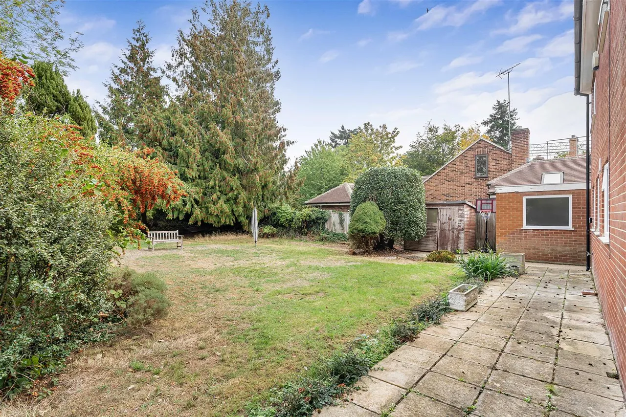Upper Warren Avenue, Caversham Heights, RG4, photo 21