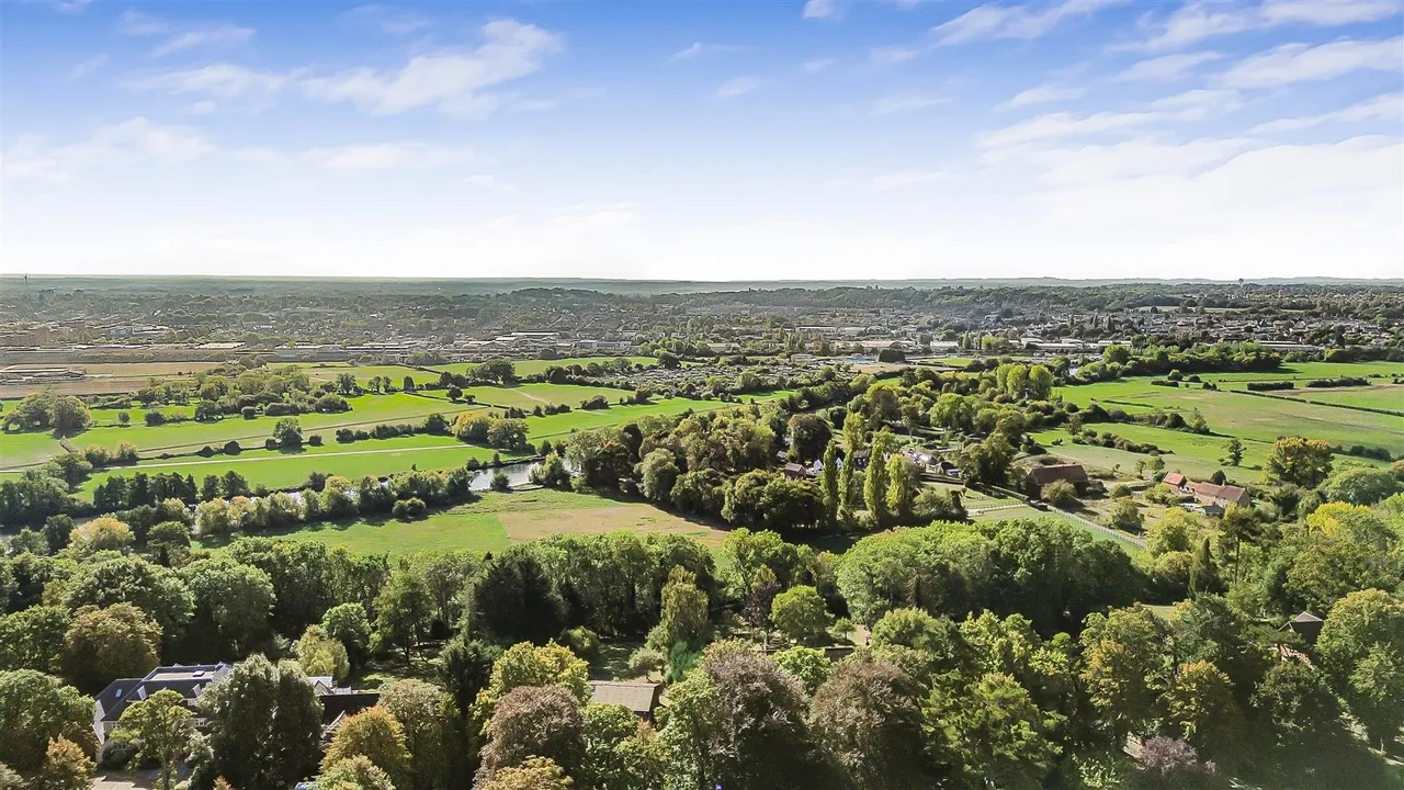 Upper Warren Avenue, Caversham Heights, RG4, photo 26