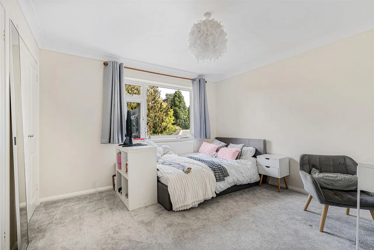 Upper Warren Avenue, Caversham Heights, RG4, photo 29
