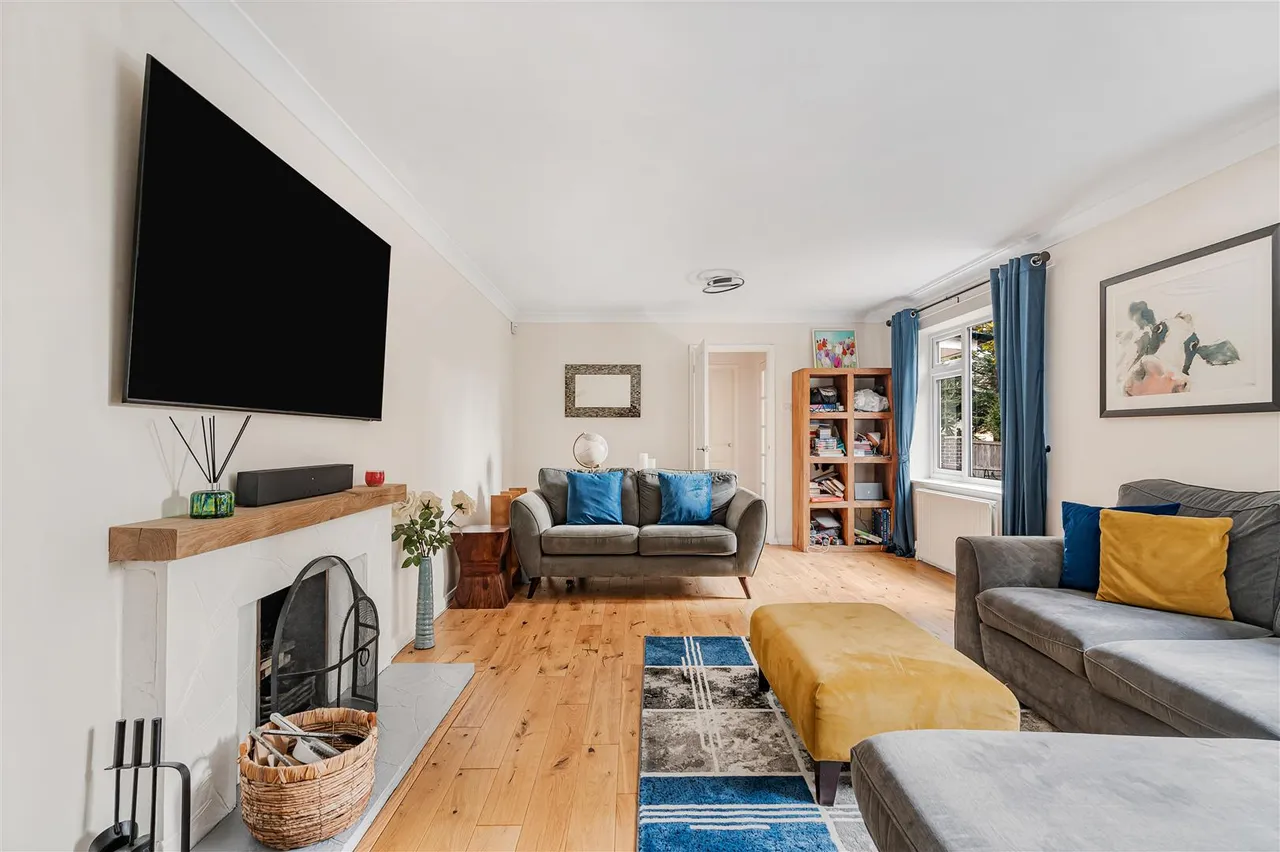 Upper Warren Avenue, Caversham Heights, RG4, photo 5