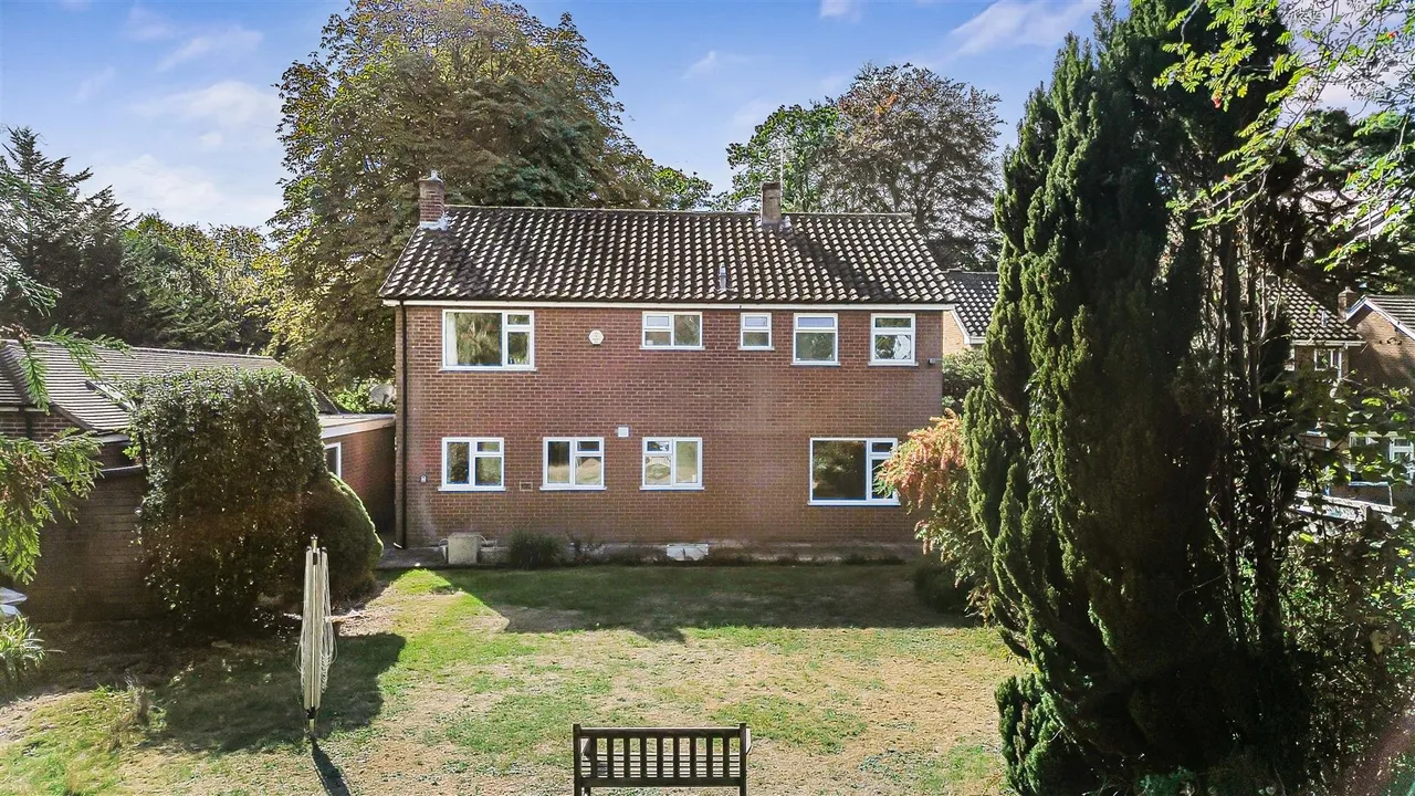 Upper Warren Avenue, Caversham Heights, RG4, photo 32