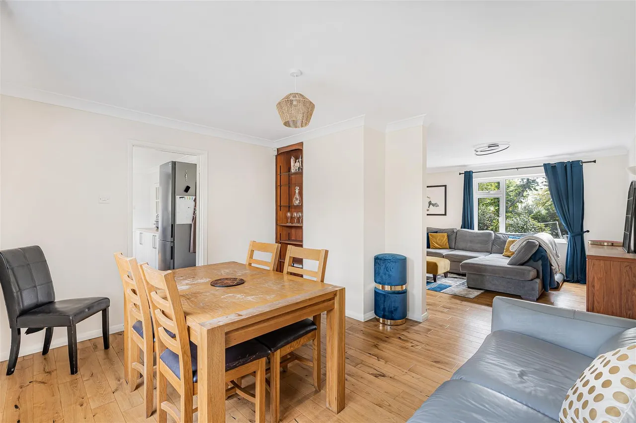 Upper Warren Avenue, Caversham Heights, RG4, photo 19