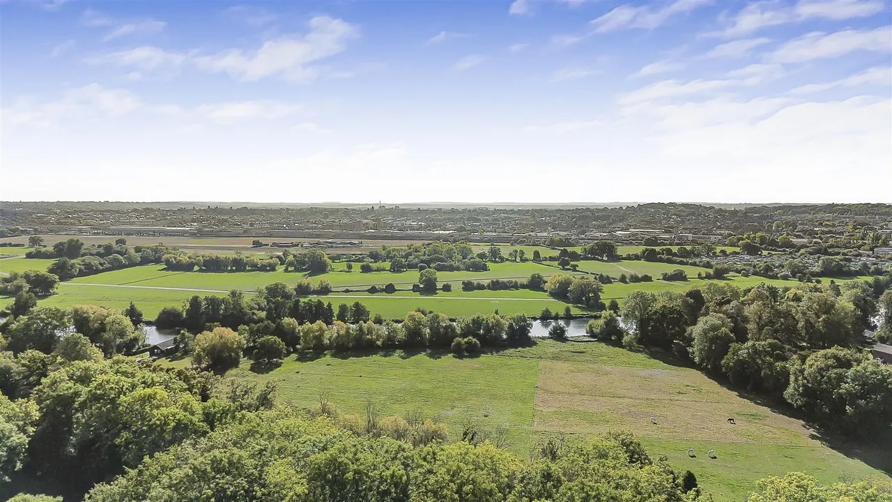 Upper Warren Avenue, Caversham Heights, RG4, photo 12