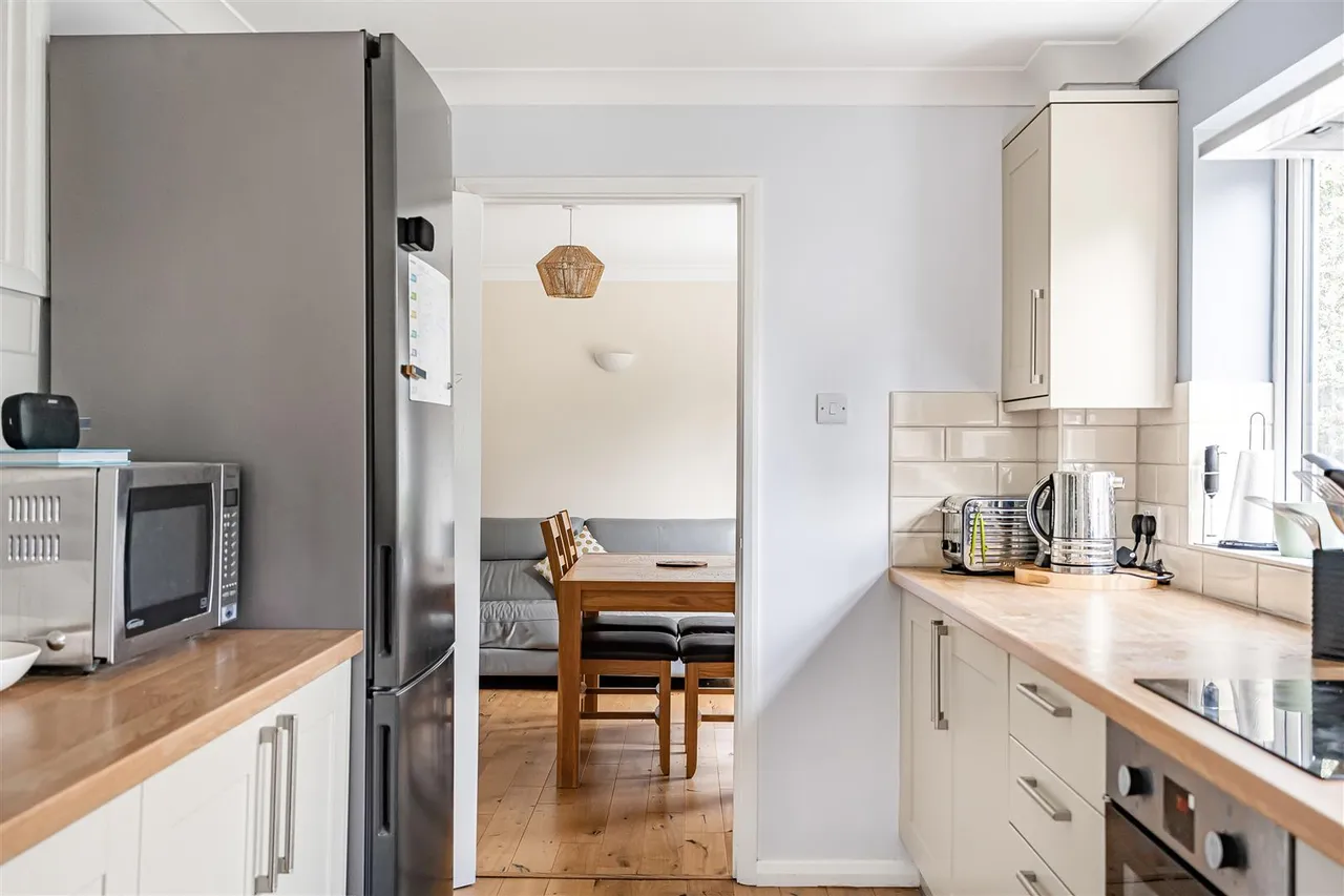 Upper Warren Avenue, Caversham Heights, RG4, photo 36