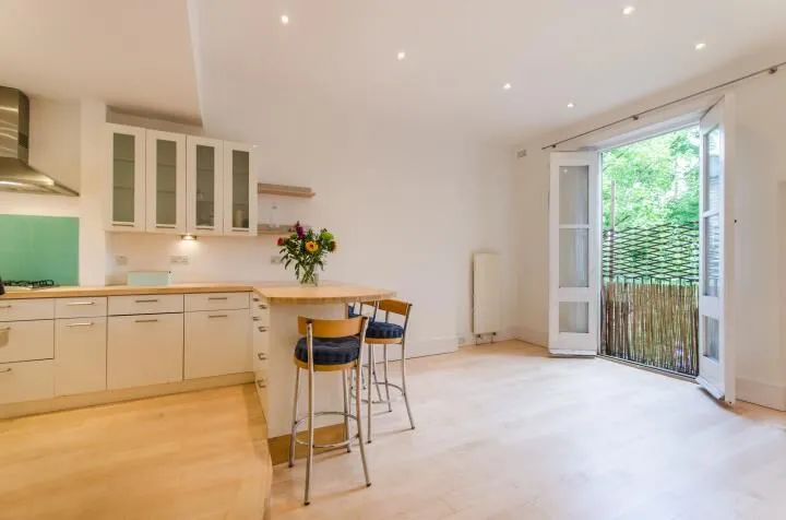Second and Third Floor, 47 Nevern Square, London, photo 11