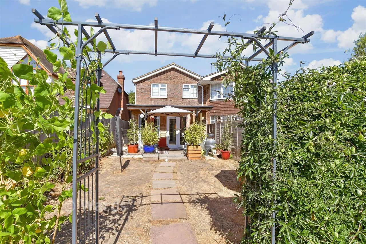 Dymchurch Road, Hythe, CT21, photo 16