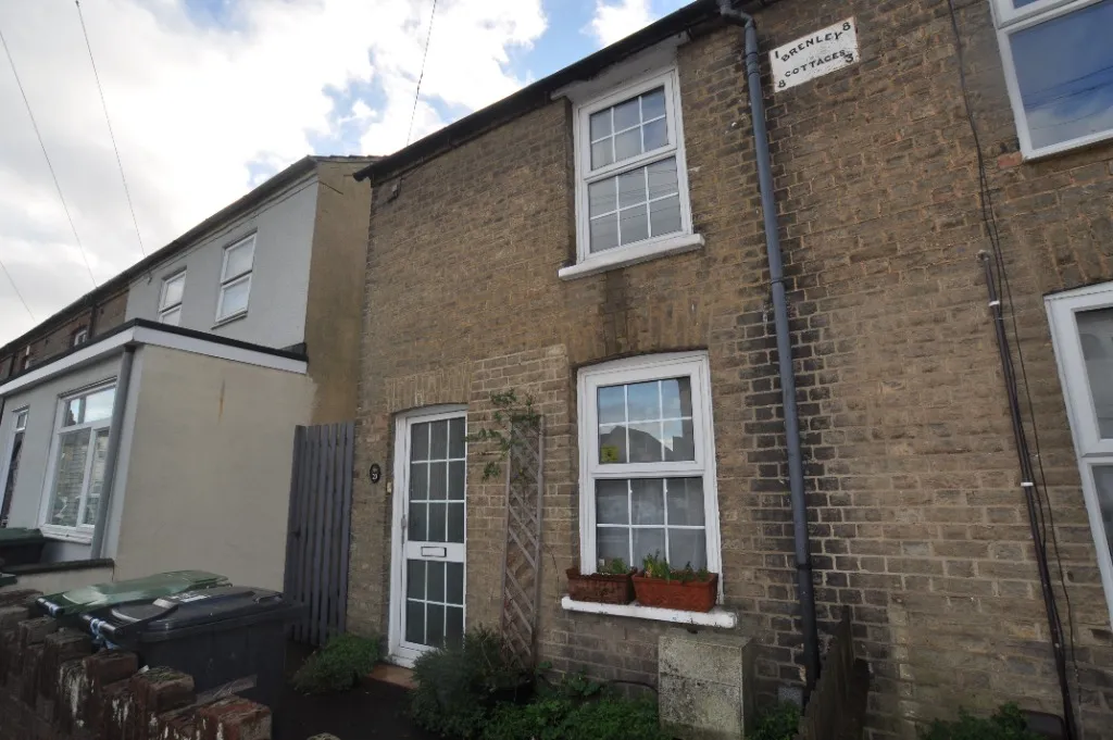 2 bed house to rent, Lawrence Road, Biggleswade, SG18