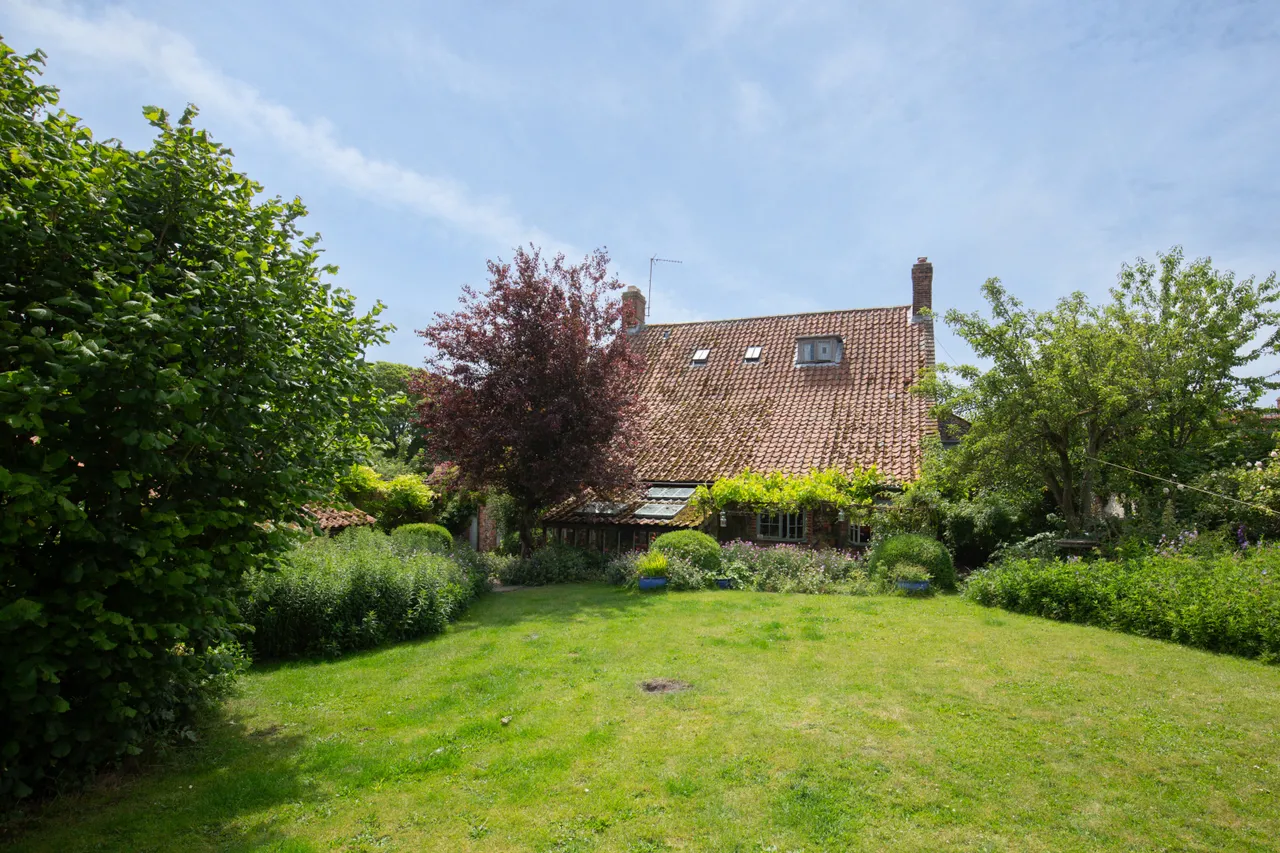 High Street, Wighton, NR23, photo 26