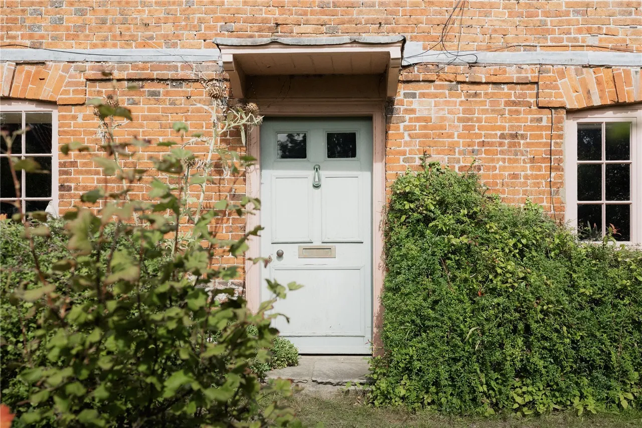 High Street, Wighton, NR23, photo 33