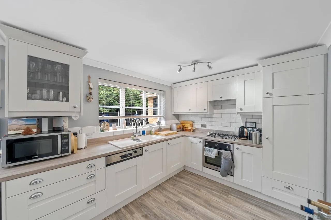 Wateredge Close, Leigh, WN7 3UP, photo 6
