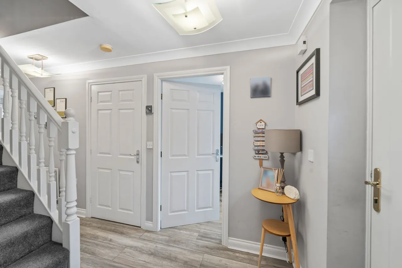 Wateredge Close, Leigh, WN7 3UP, photo 9