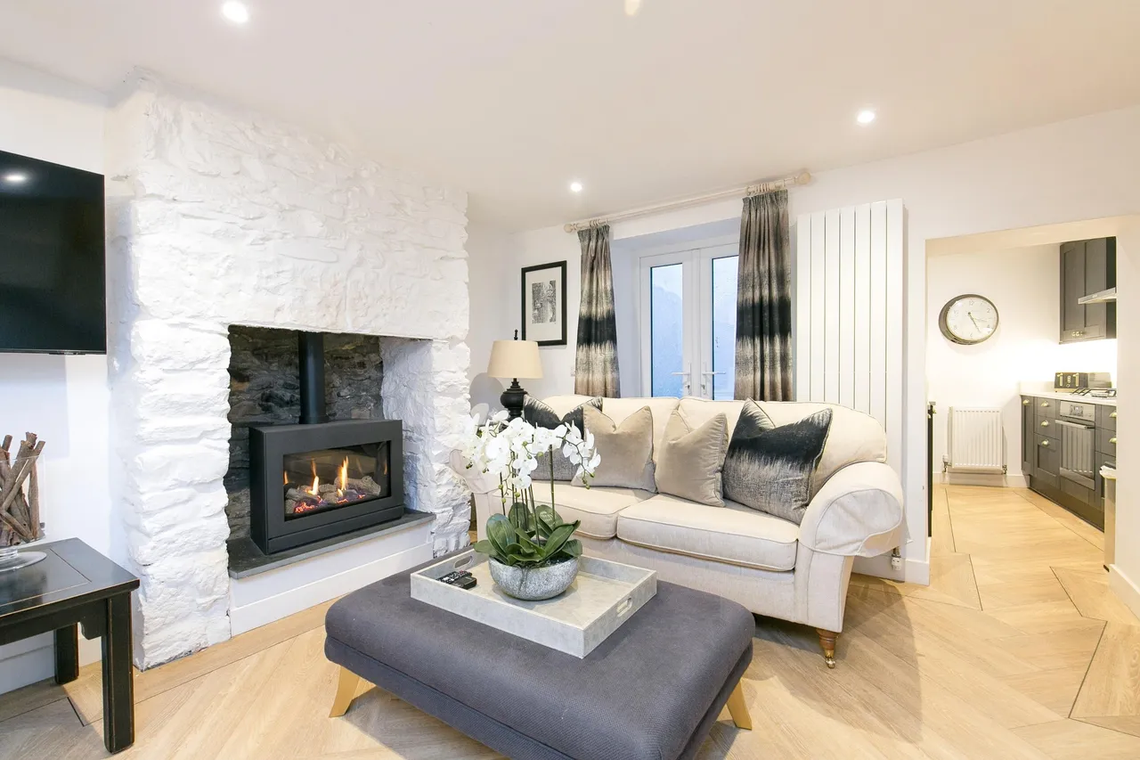 Rosemary Lane, Conwy, LL32, photo 11