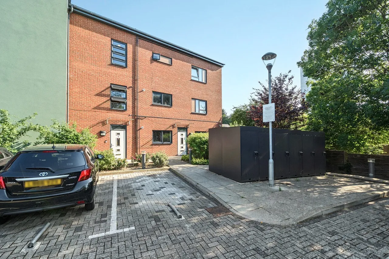 Rectory Place, SE18, photo 12