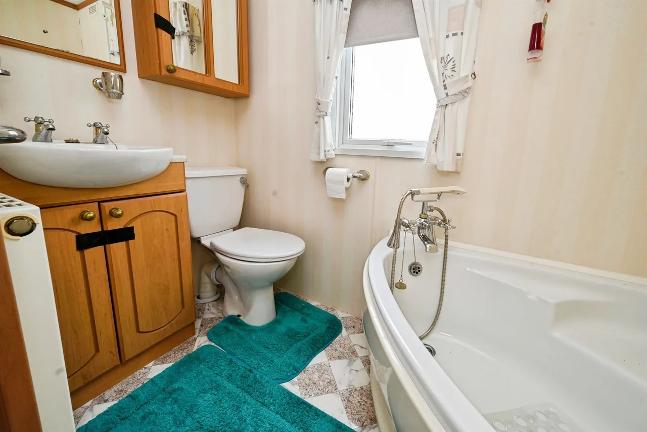 Witham Bank, Chapel Hill, LN4, photo 8