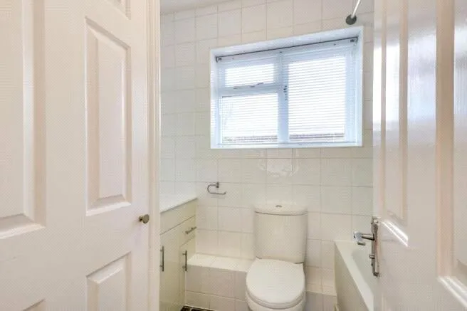 Portland House Mews, Epsom, KT18, photo 5