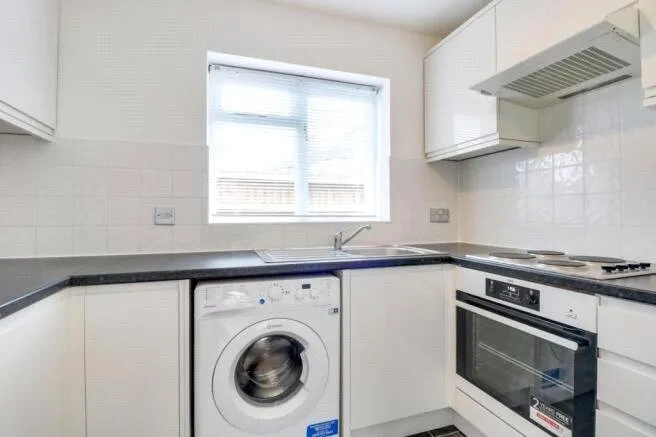 Portland House Mews, Epsom, KT18, photo 4
