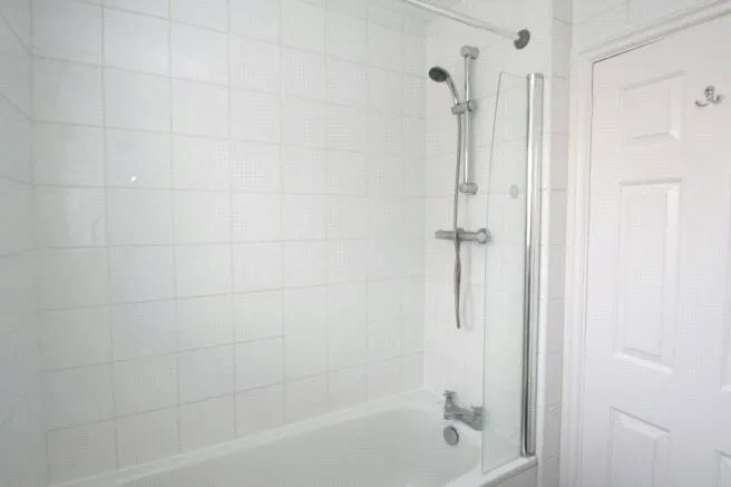 Portland House Mews, Epsom, KT18, photo 6