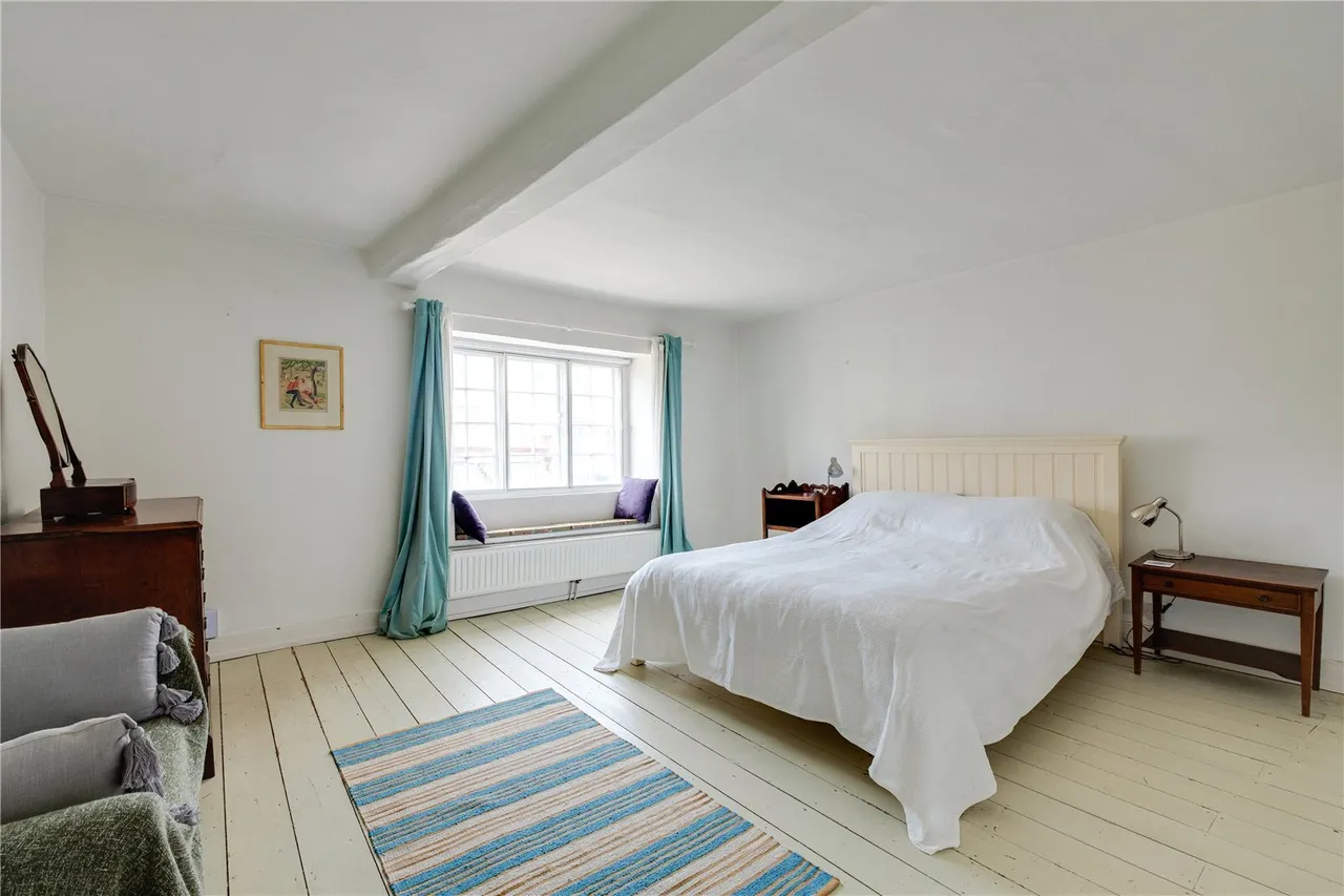 South Street, Bridport, DT6, photo 17
