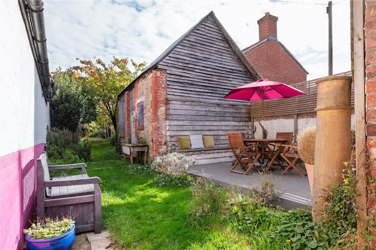 South Street, Bridport, DT6, photo 23