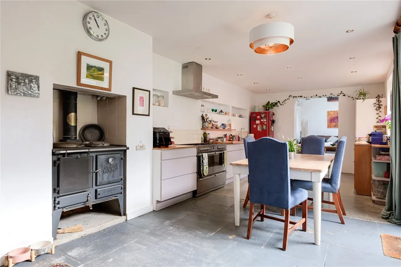 South Street, Bridport, DT6, photo 2