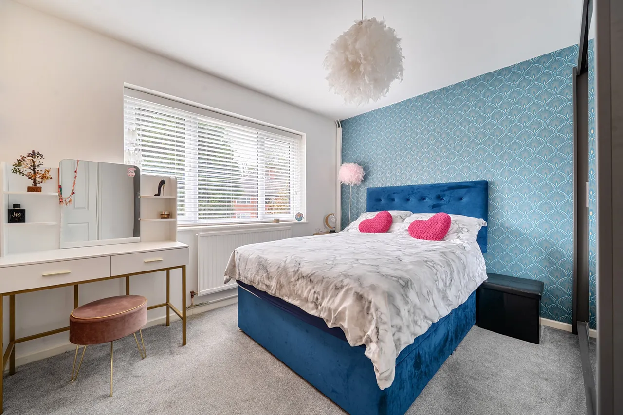 Lloyd Court, Pinner, HA5, photo 7