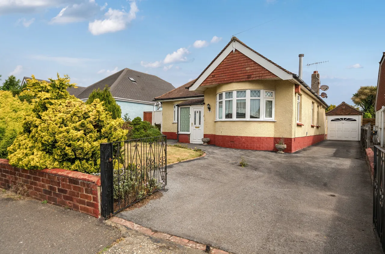 2 bed house for sale, Crabtree Lane, Lancing, BN15