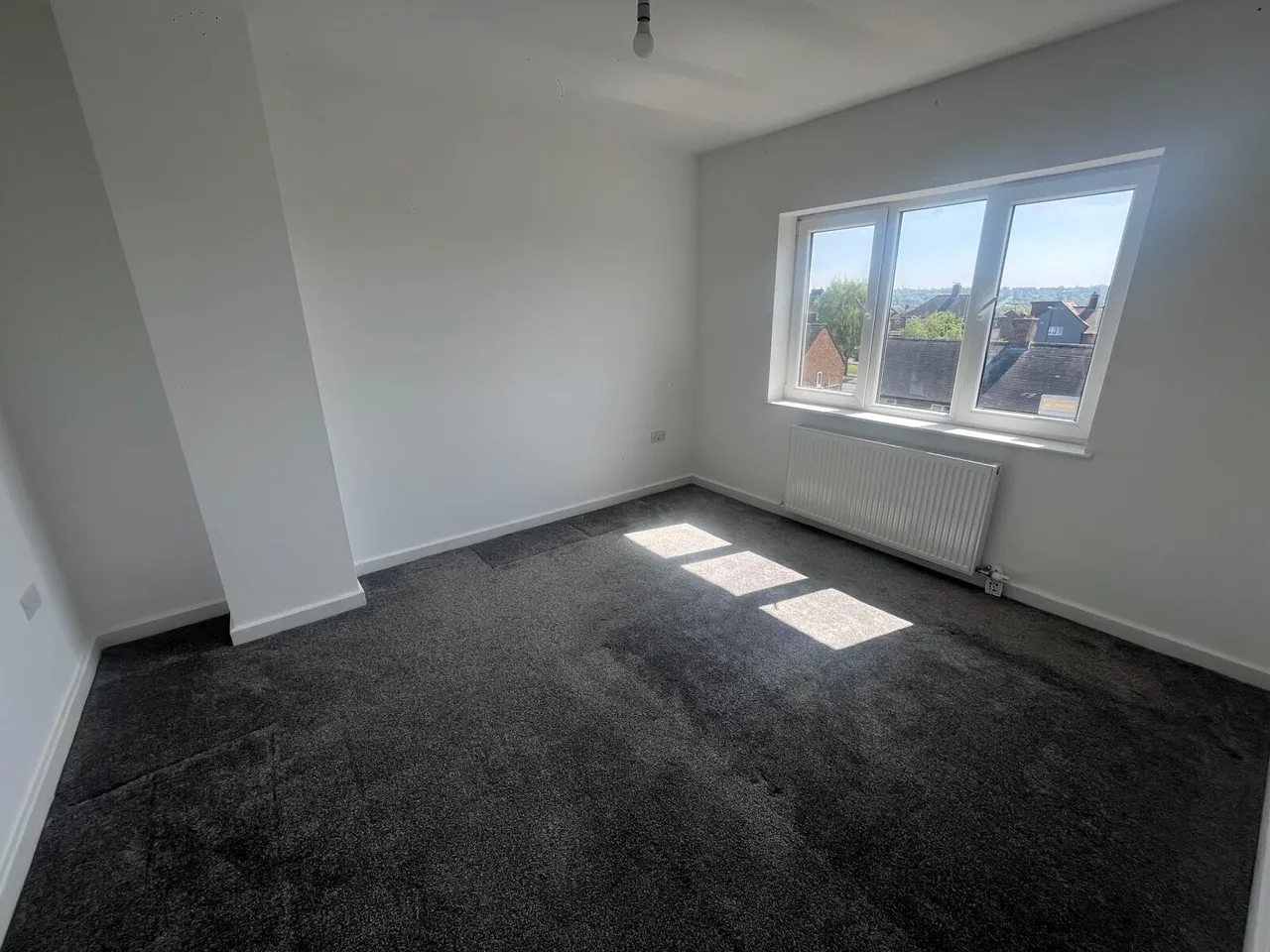 Holmewood Crescent, Nottingham, NG5, photo 8
