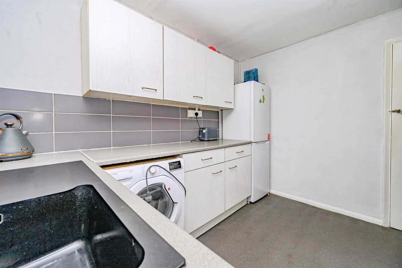 Dewsbury Road, Luton, LU3, photo 15