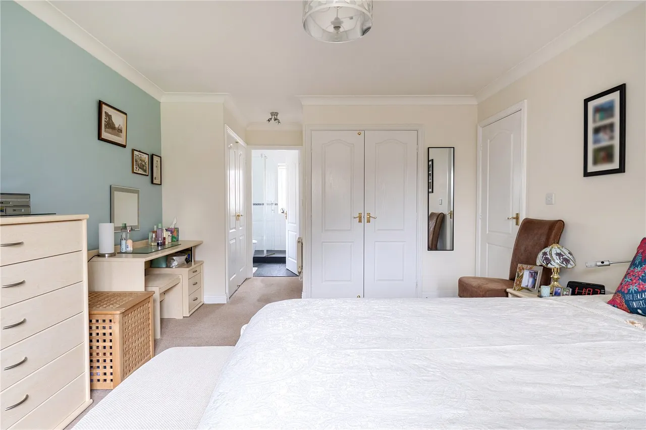 Westbury, photo 15