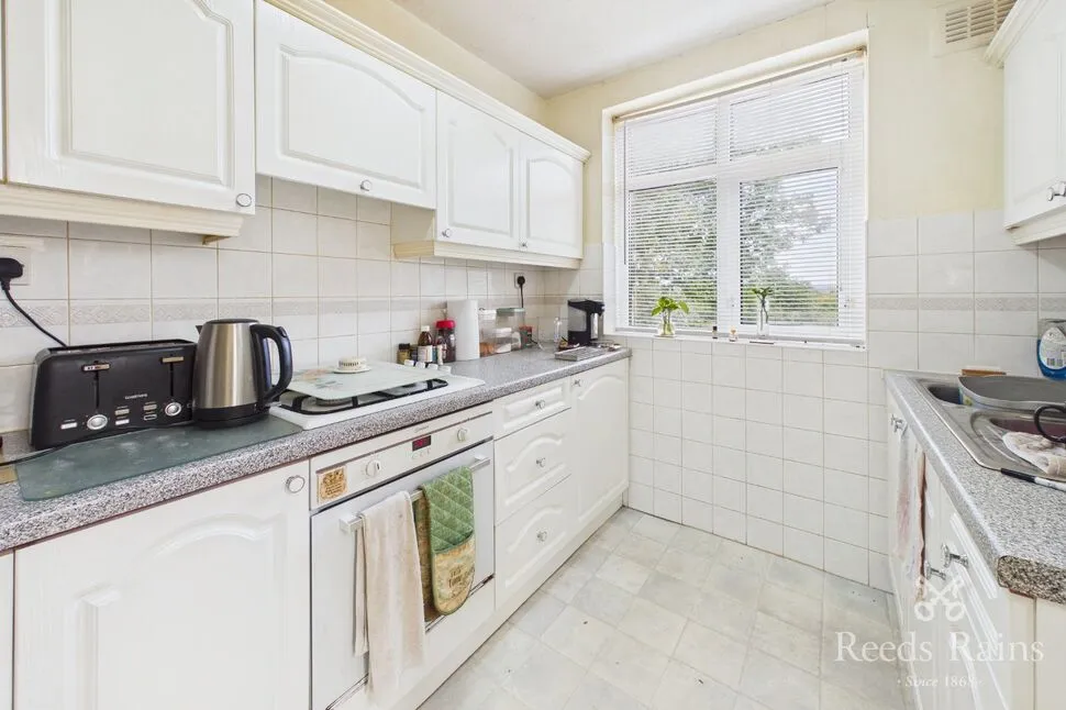 Whitechapel Grove, Scholes, West Yorkshire, BD19, photo 5