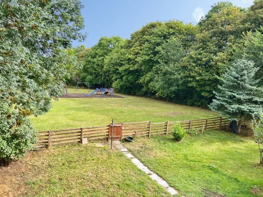 Whitechapel Grove, Scholes, West Yorkshire, BD19, photo 7