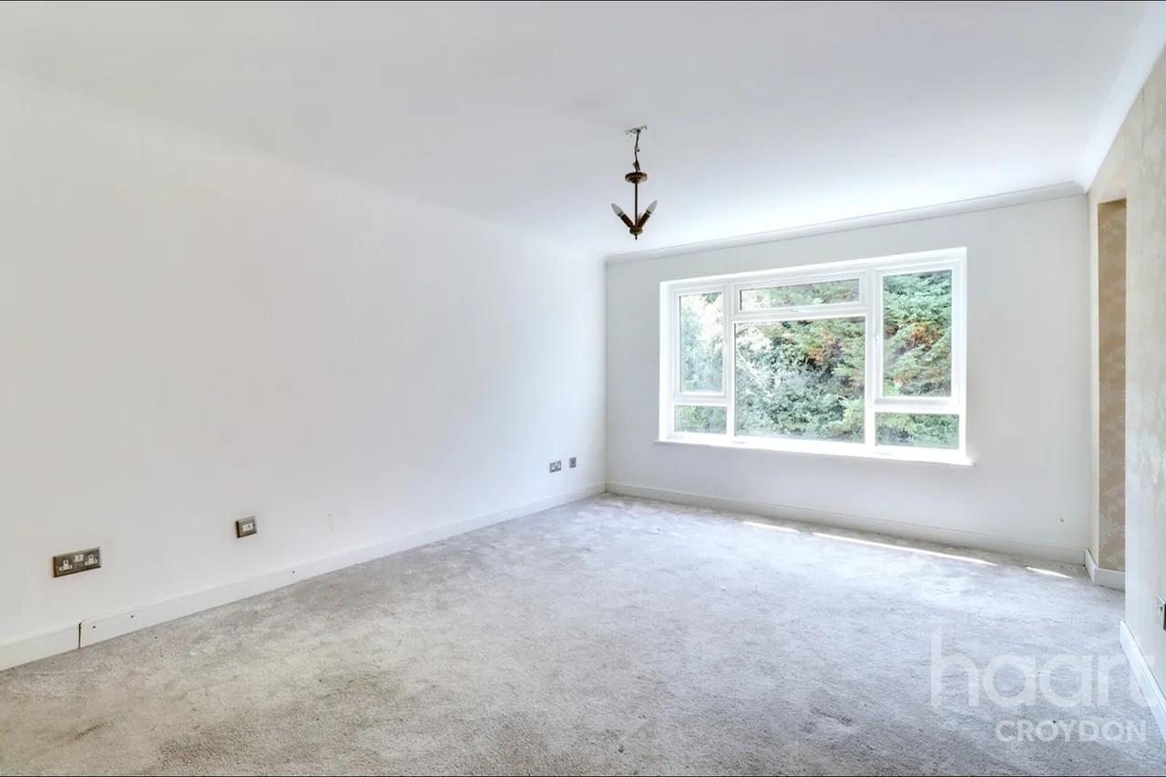 Park Road, Kenley, CR8, photo 6