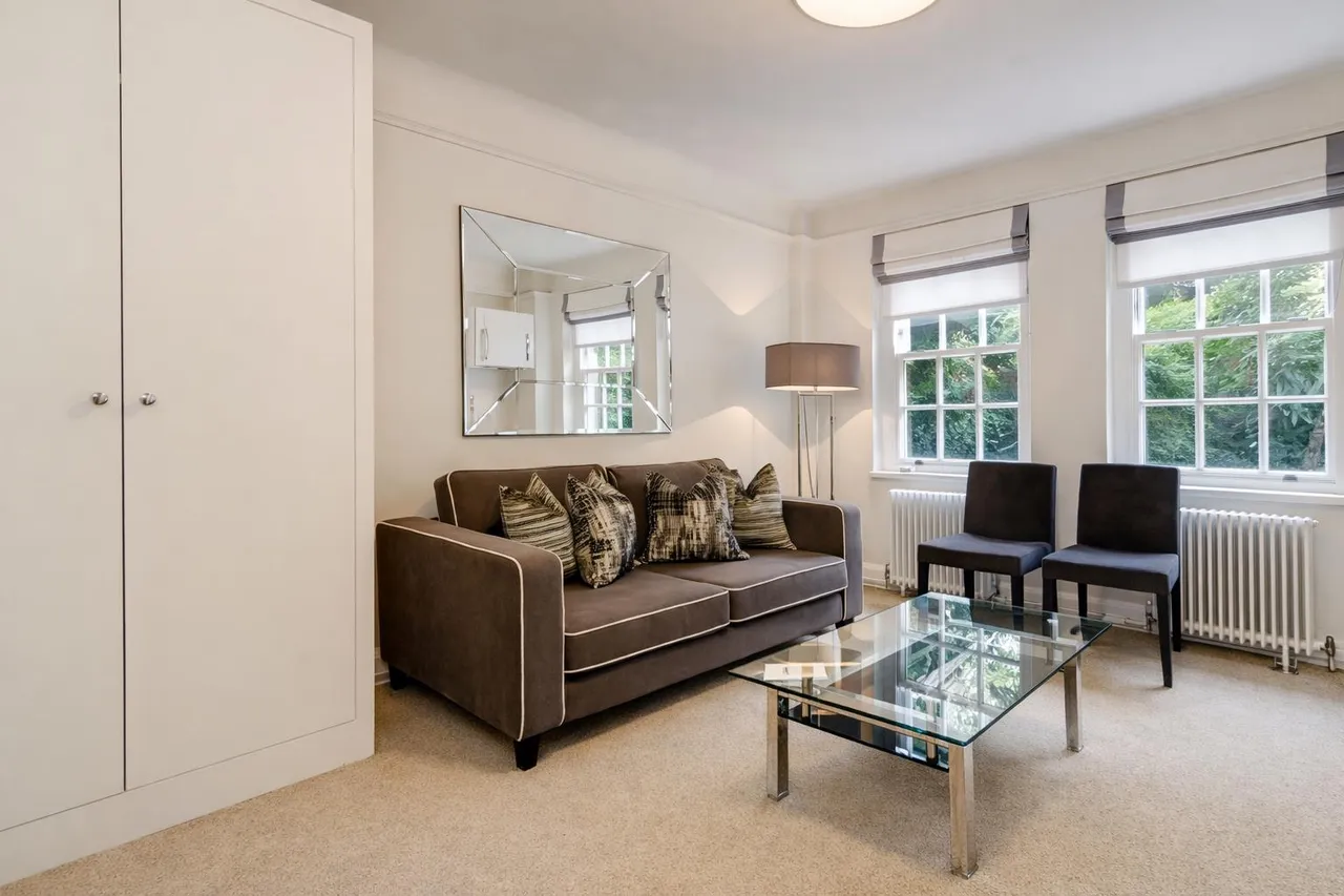 Fulham Road, London, SW3, photo 2