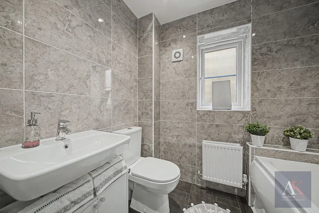 Jute Close Littleborough, Rochdale OL15 9AL, photo 18