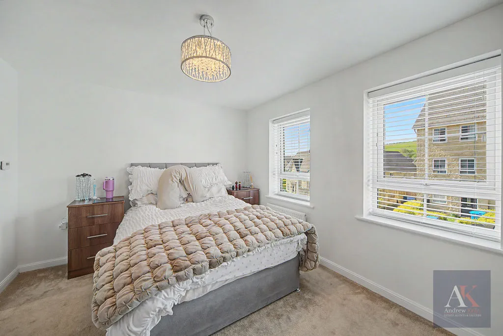 Jute Close Littleborough, Rochdale OL15 9AL, photo 12