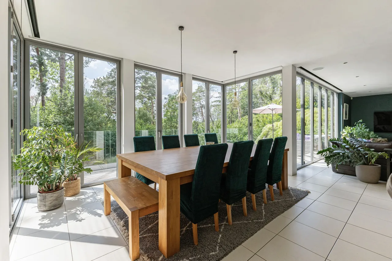 Vann Lake Road, Ockley, RH5, photo 2