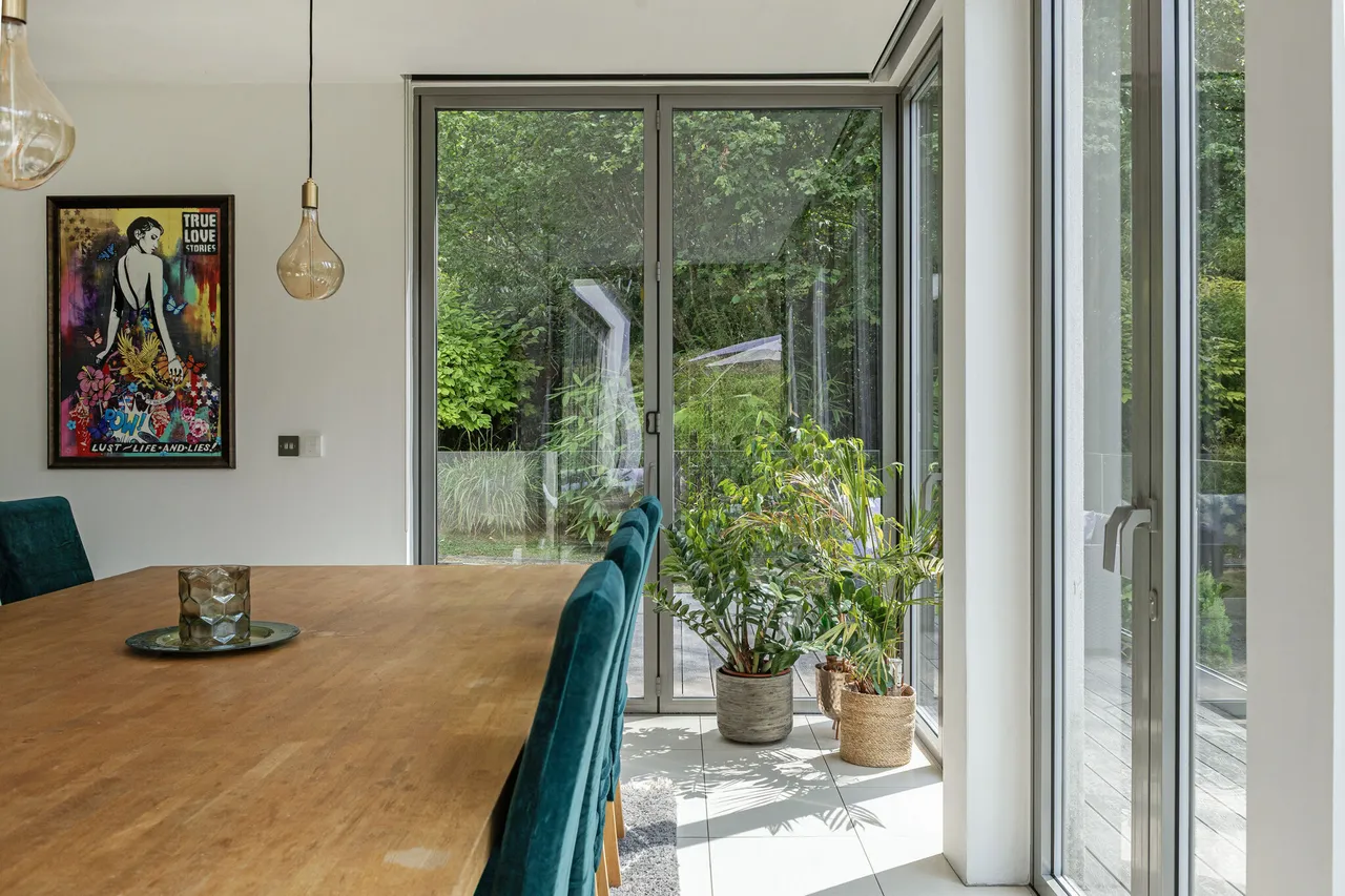 Vann Lake Road, Ockley, RH5, photo 9